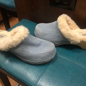 UGG Light Blue Suede Clog Mules Pre-Owned